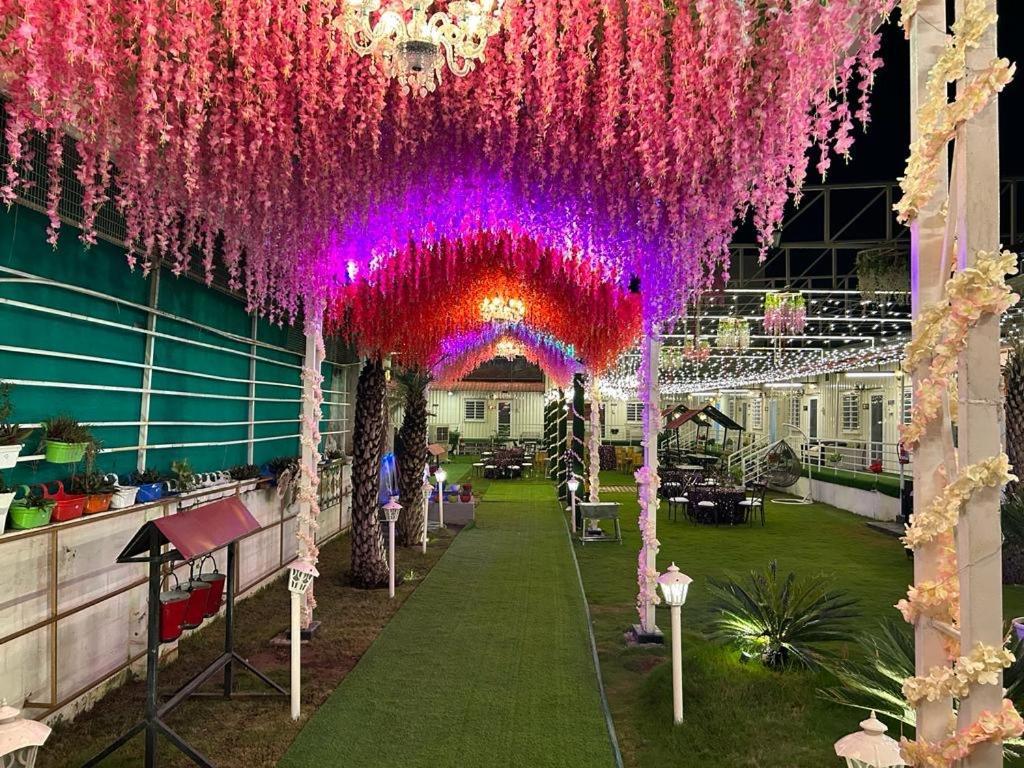 4 Seasons Resort By Jain Residency Sohna Esterno foto